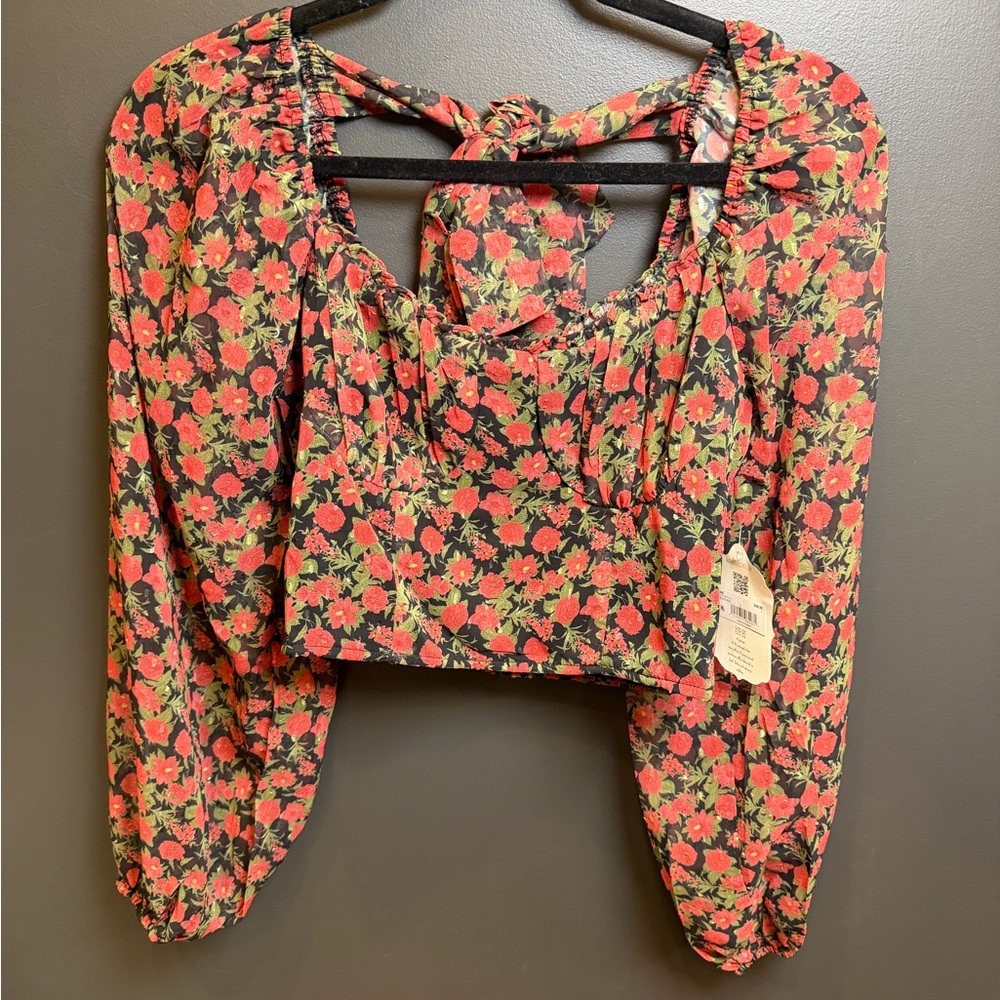 Altar’d State Floral Crop Top Blouse NWT Black Red Smocked Back | Small